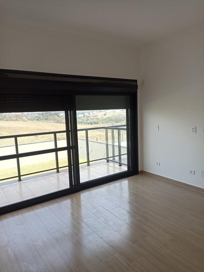 Casa à venda com 3 quartos, 318m² - Foto 5