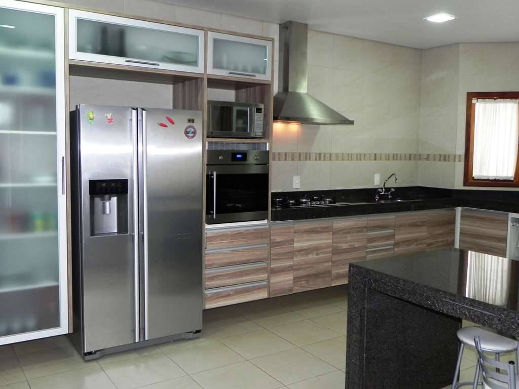 Casa para alugar com 5 quartos, 890m² - Foto 16