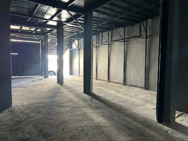 Conjunto Comercial-Sala para alugar com 1 quarto, 550m² - Foto 2