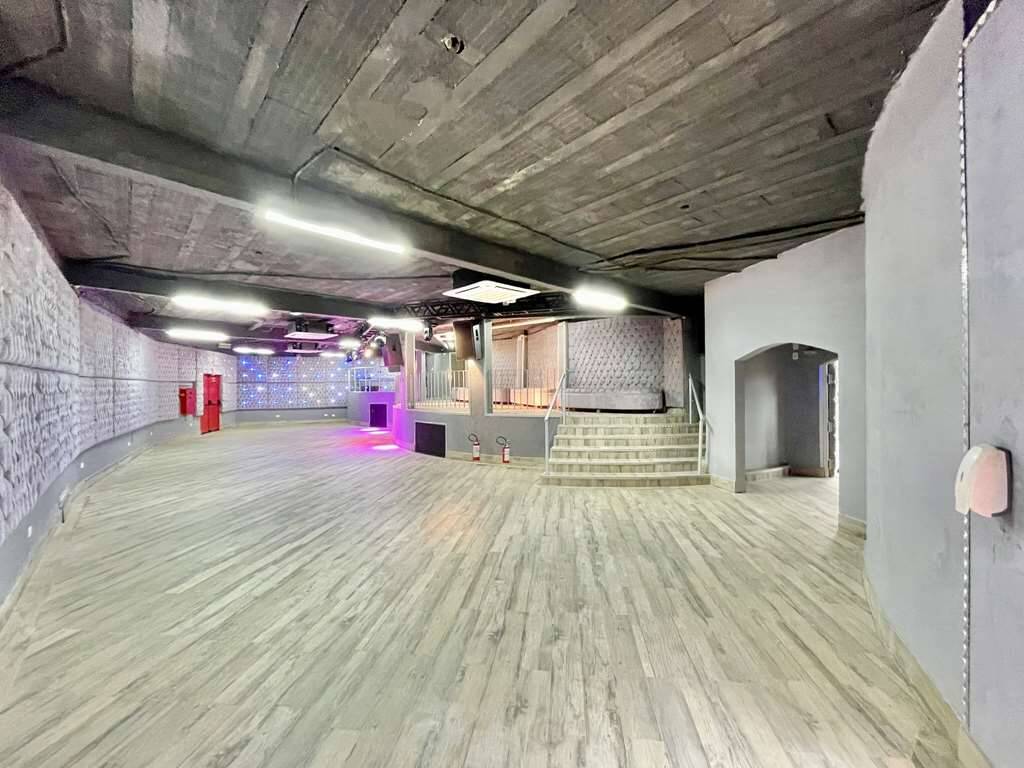 Casa à venda com 8 quartos, 6902m² - Foto 53