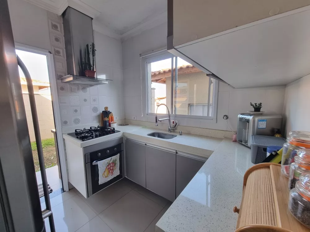 Casa à venda com 2 quartos, 120m² - Foto 7