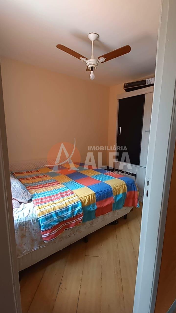 Casa com 2 Dormitórios - Condomínio Recanto das Graças II - Jardim Petrópolis - Cotia/SP
