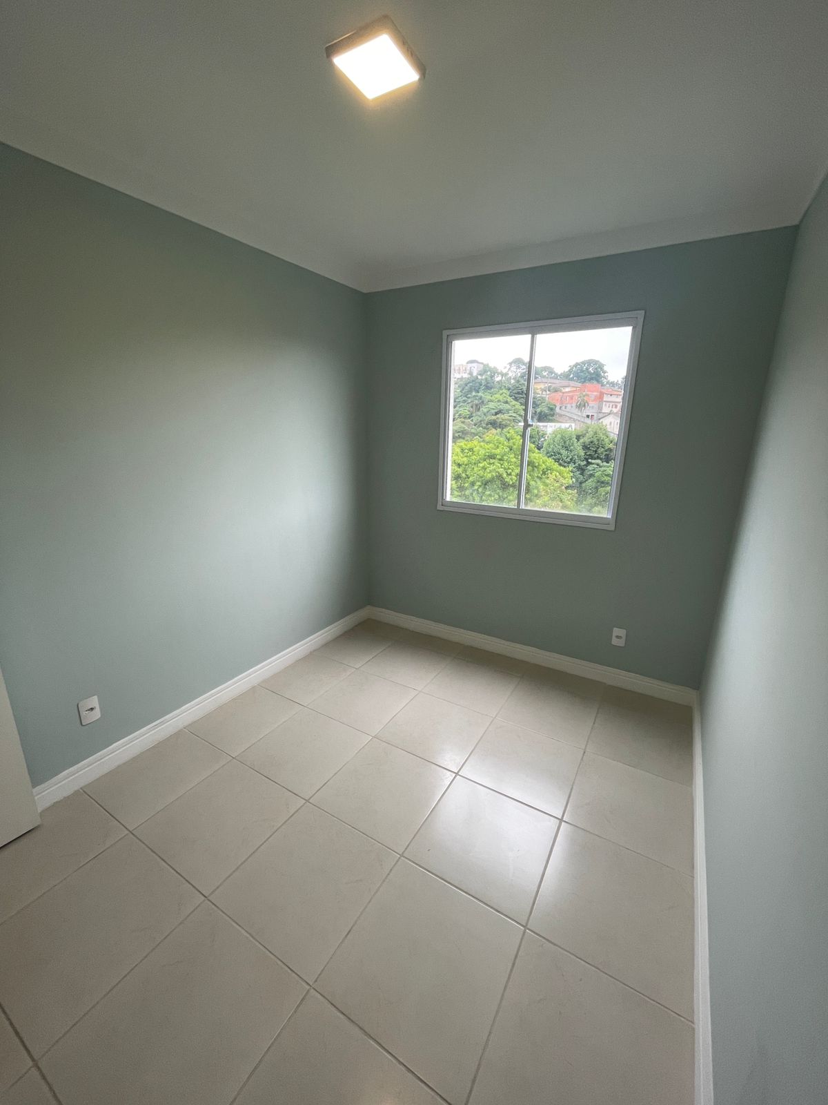 APARTAMENTO - 02 DORM - COND. RESERVA DAS AVES - COTIA/SP