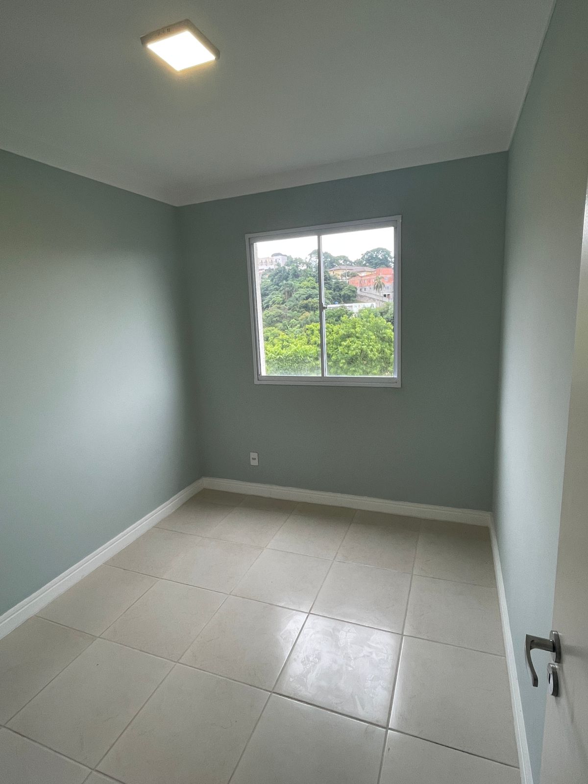 APARTAMENTO - 02 DORM - COND. RESERVA DAS AVES - COTIA/SP