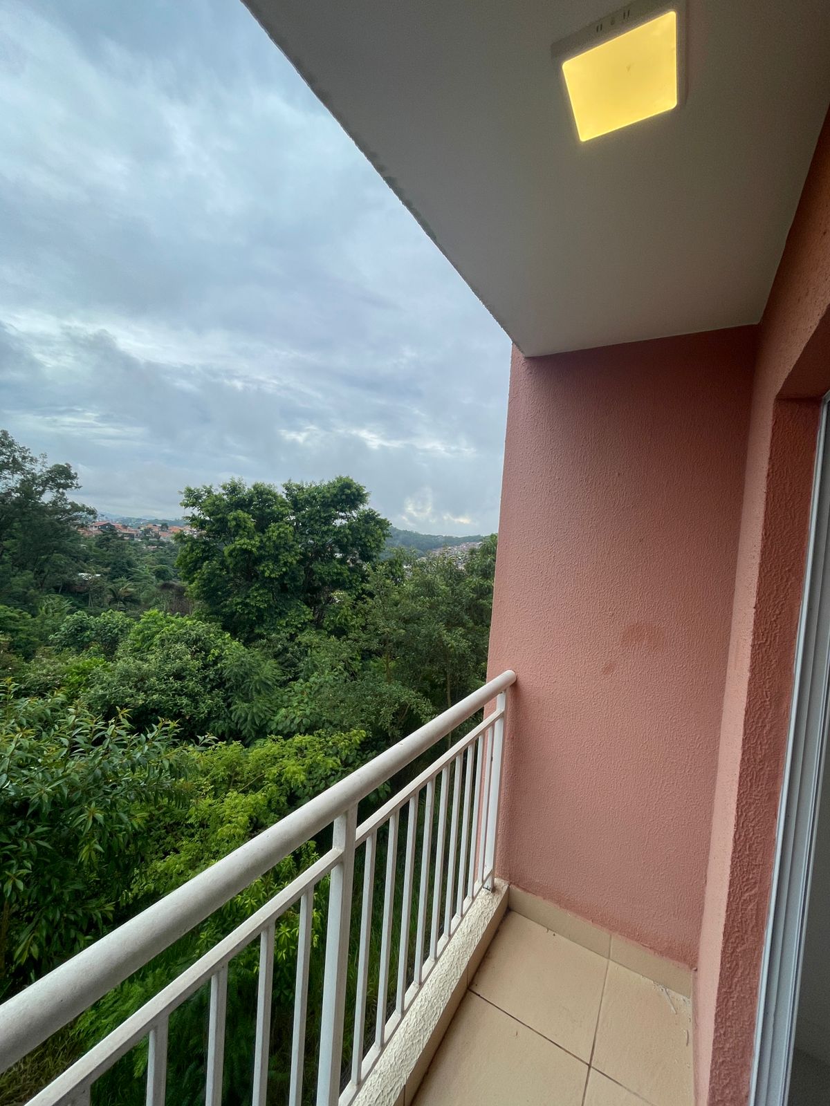 APARTAMENTO - 02 DORM - COND. RESERVA DAS AVES - COTIA/SP