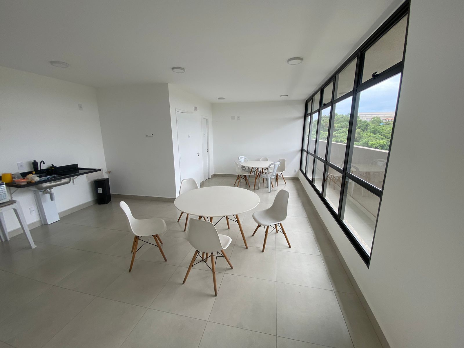 Apartamento com 2 Dormitórios - Condomínio Mirante Normandia - Jardim Pioneiro - Cotia / SP