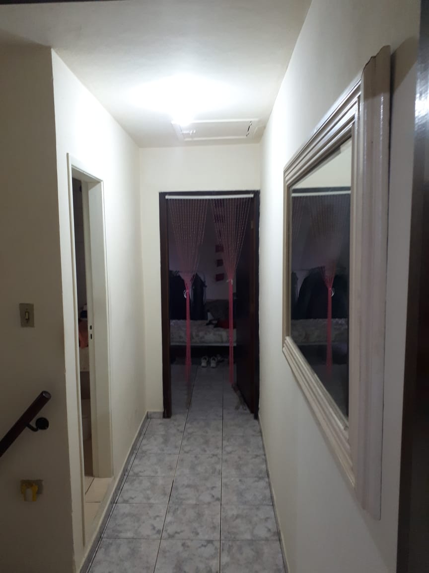 OPORTUNIDADE - SOBRADO - 03 CASAS - JD. EMPIRIO - COTIA/SP