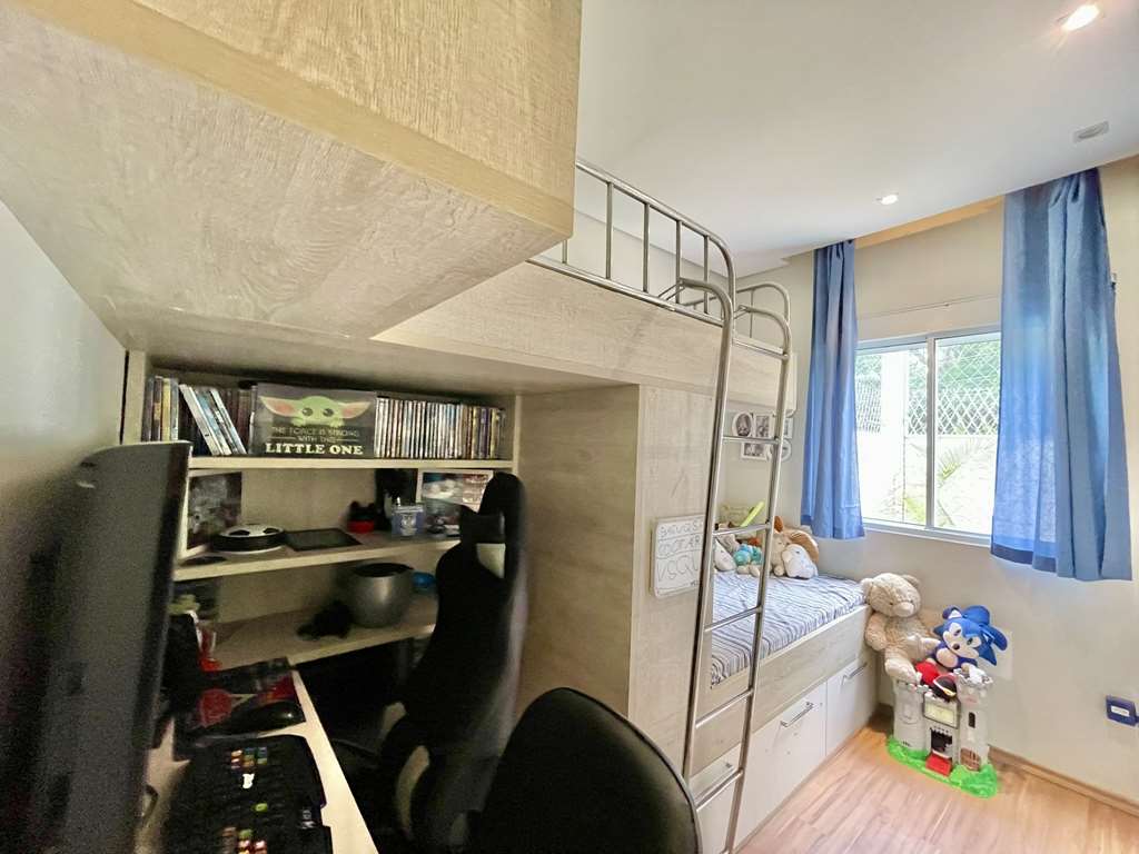 Casa à venda com 3 quartos, 100m² - Foto 8