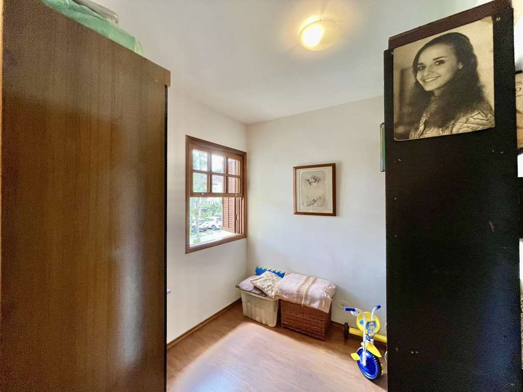 Casa à venda com 3 quartos, 81m² - Foto 3