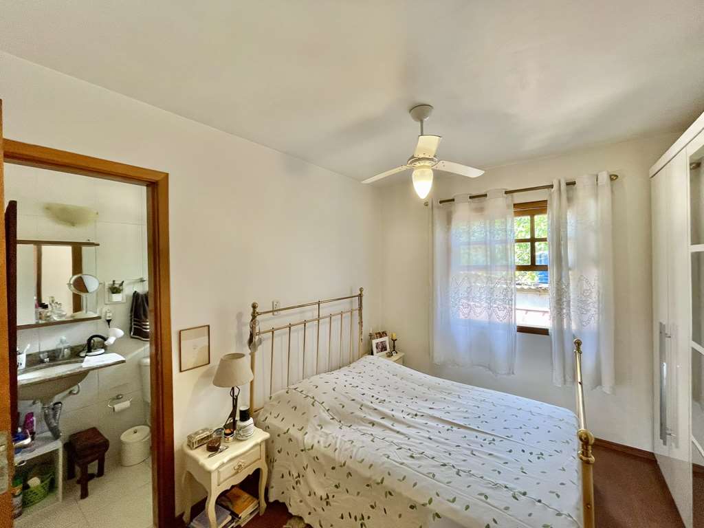 Casa à venda com 3 quartos, 81m² - Foto 7