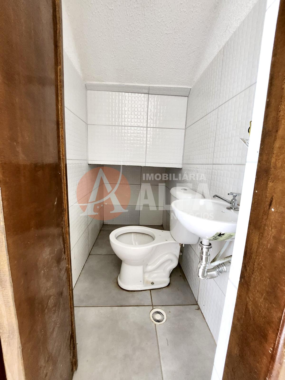 Casa para alugar com 2 quartos, 60m² - Foto 3