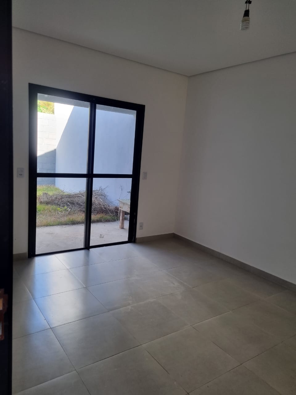 Casa à venda com 2 quartos, 60m² - Foto 11