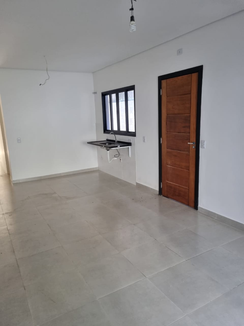 Casa à venda com 2 quartos, 60m² - Foto 10