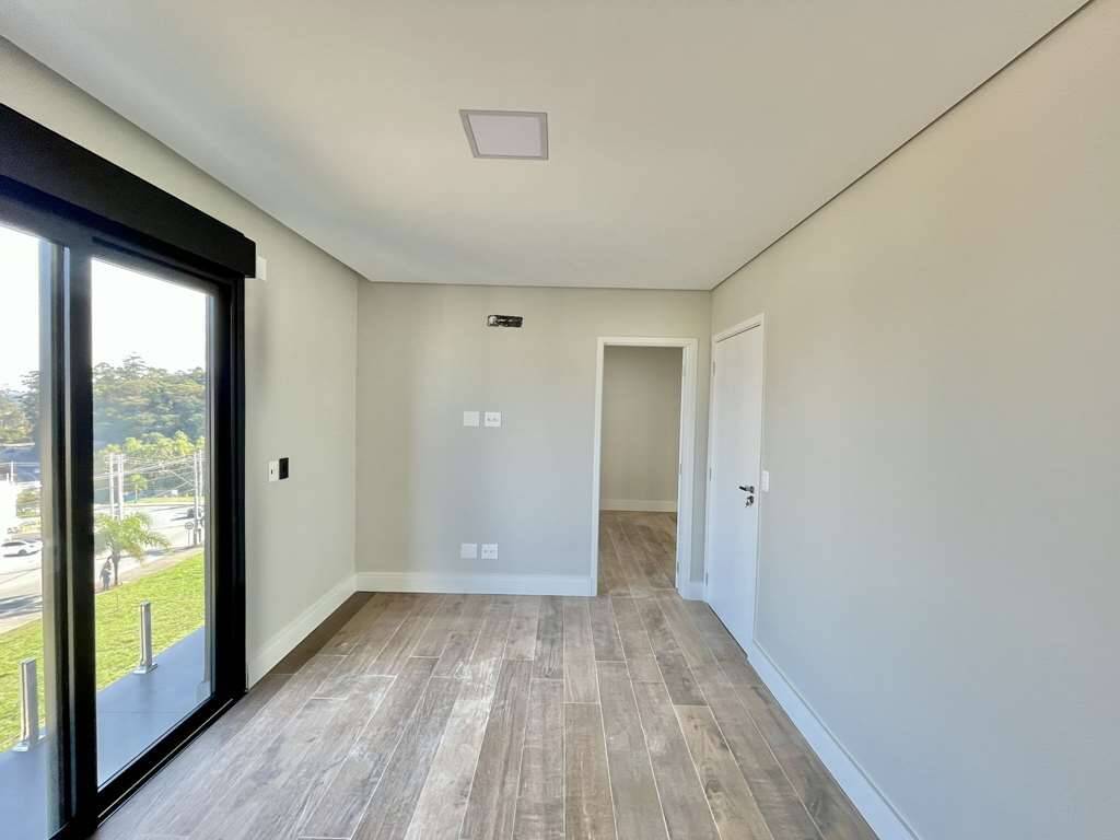 Casa à venda com 3 quartos, 119m² - Foto 5