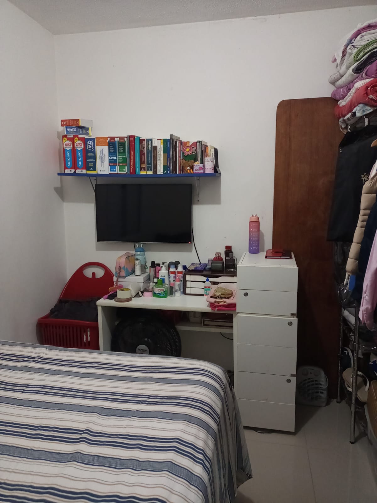 Apartamento 2 dormitórios - Condomínio Vale Verde - Jardim Isis - Cotia/SP