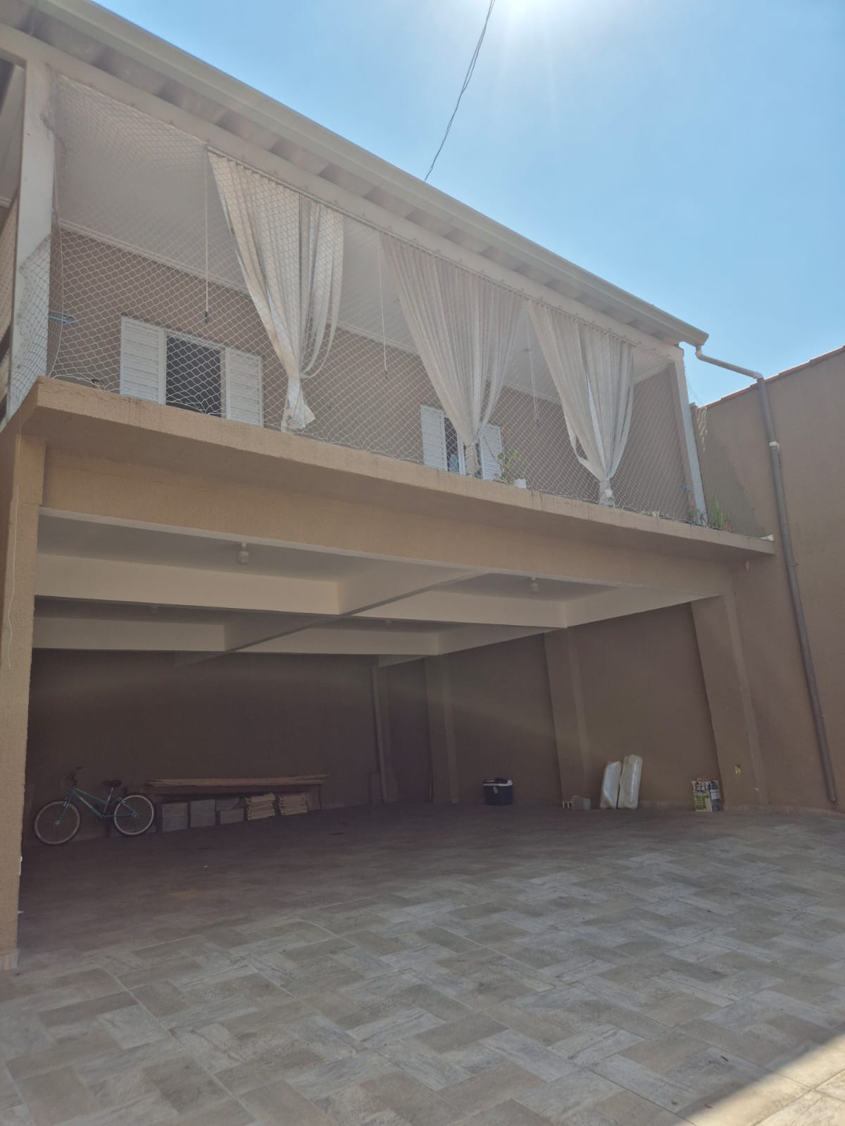 Casa à venda com 4 quartos, 350m² - Foto 1