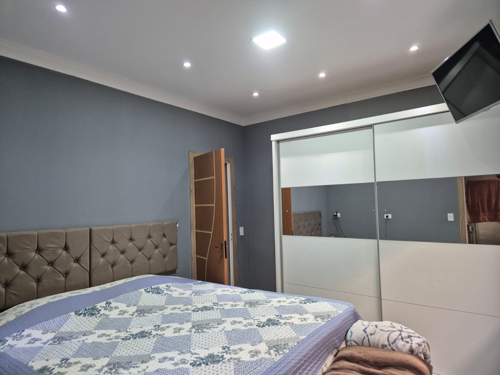 Casa à venda com 4 quartos, 350m² - Foto 11
