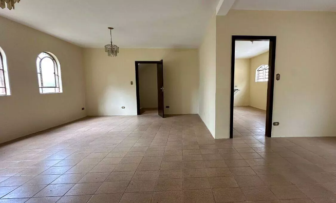 Casa à venda com 3 quartos, 200m² - Foto 15