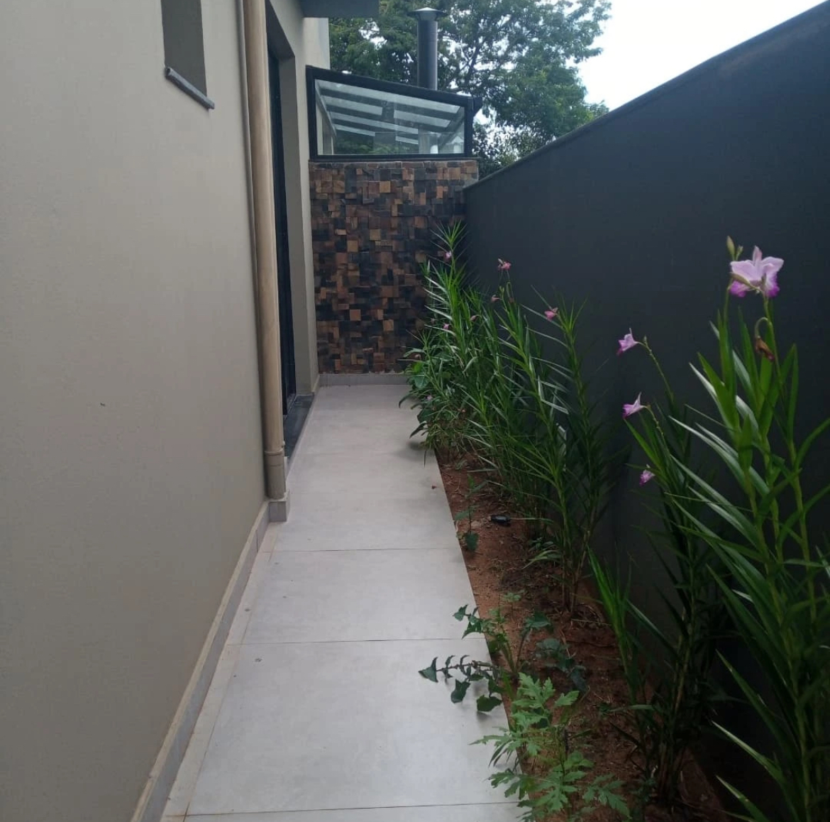 Casa à venda com 3 quartos, 100m² - Foto 11