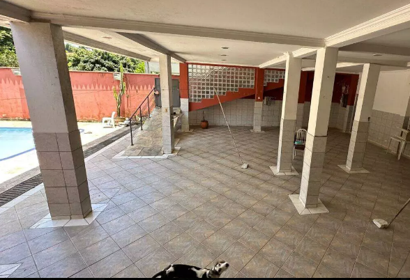 Casa à venda com 4 quartos, 324m² - Foto 9