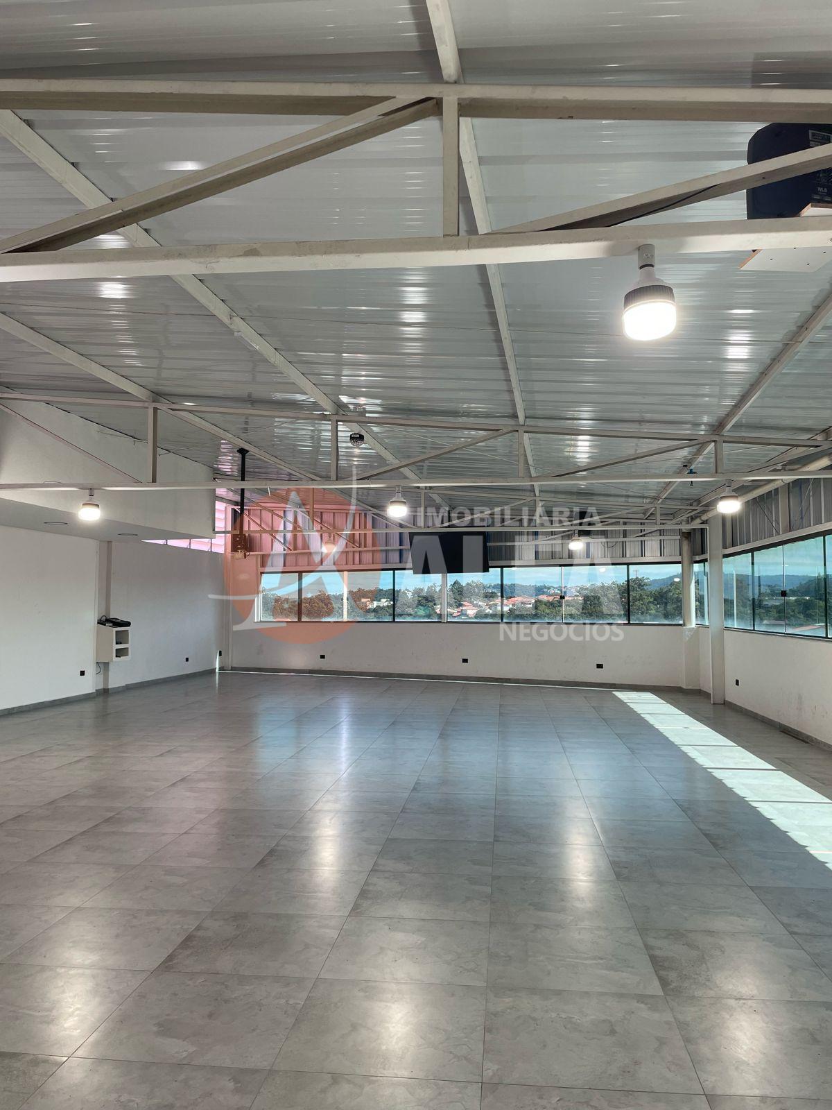 Conjunto Comercial-Sala para alugar com 1 quarto, 220m² - Foto 1