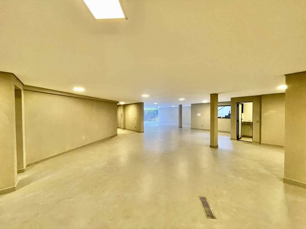 Casa à venda com 4 quartos, 724m² - Foto 15