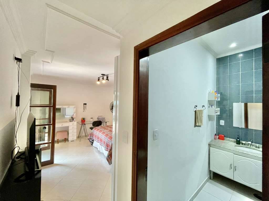 Casa à venda com 3 quartos, 280m² - Foto 25