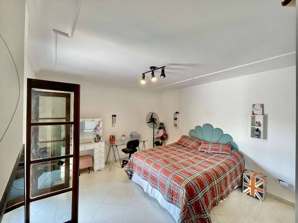 Casa à venda com 3 quartos, 280m² - Foto 23