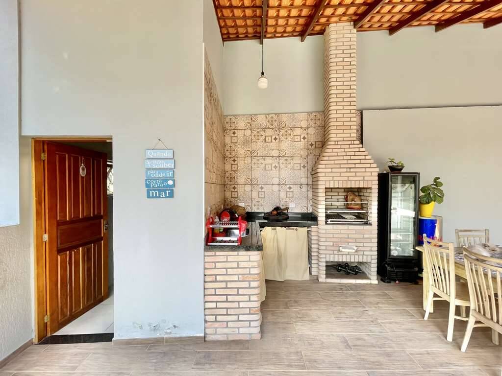 Casa à venda com 3 quartos, 280m² - Foto 5