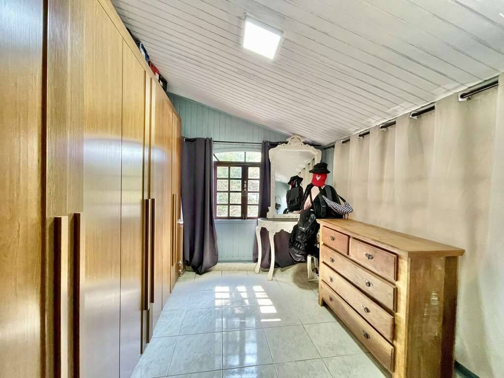 Casa à venda com 3 quartos, 280m² - Foto 17