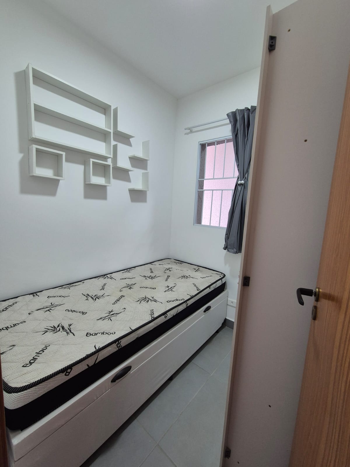 APARTAMENTO - 02 DORMS - CHÁCARA VISTA ALEGRE - COTIA/SP 
