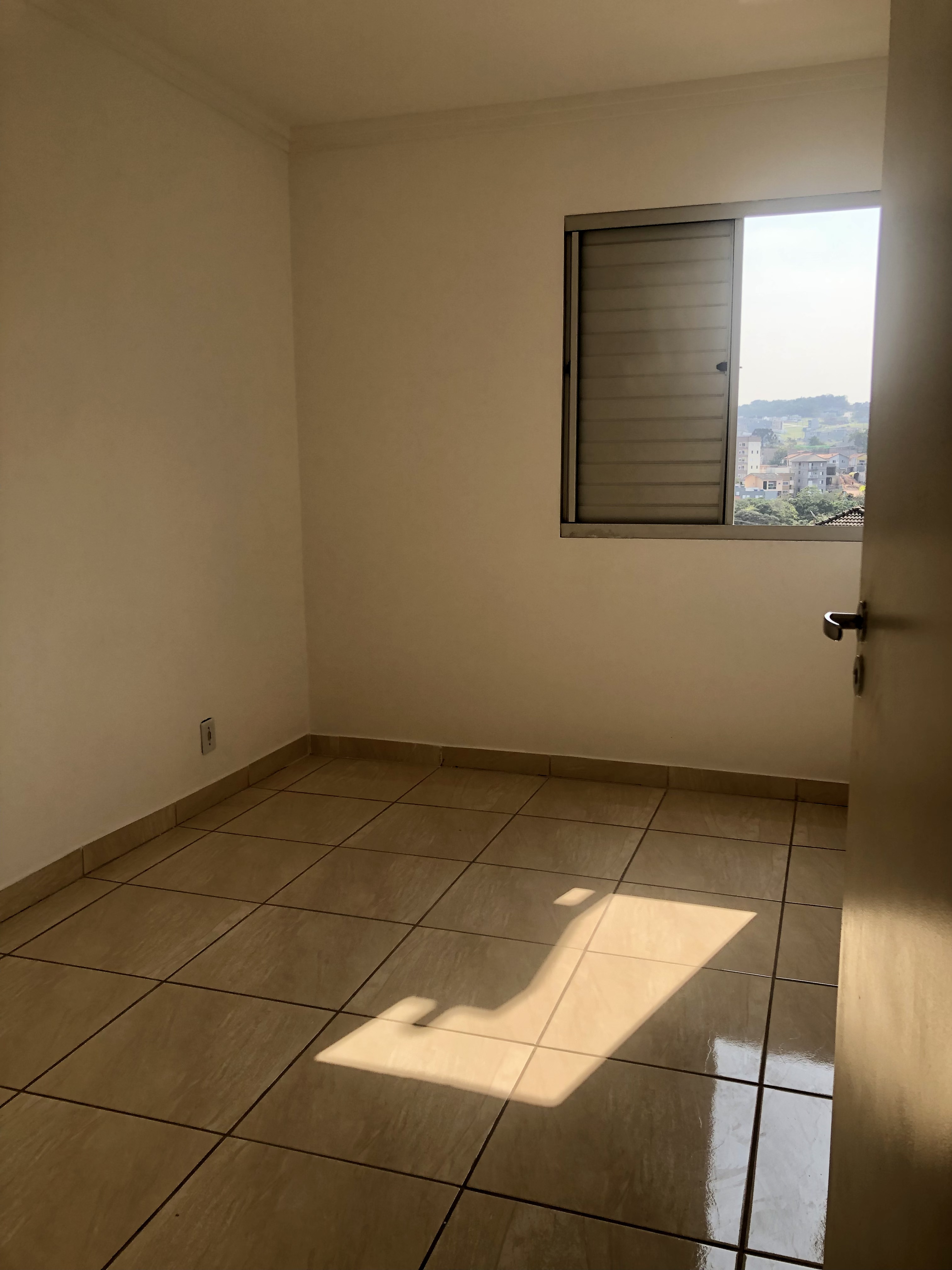 Apartamento à venda com 2 quartos, 42m² - Foto 3