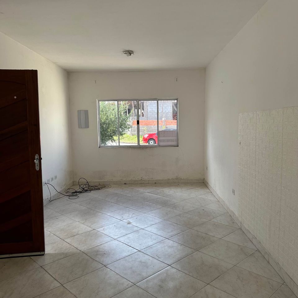 Casa para alugar com 2 quartos, 70m² - Foto 2