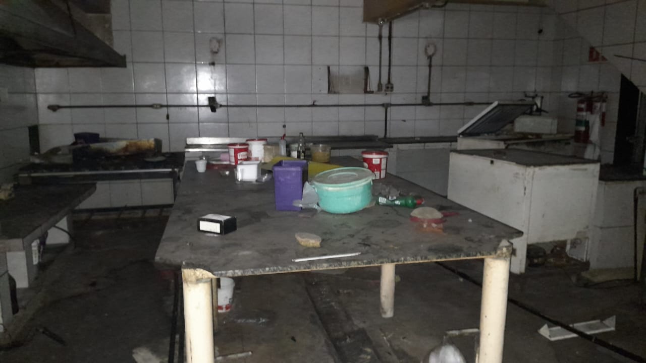 SALA COMERCIAL - 250M² - CENTRO DE COTIA - COTIA/SP