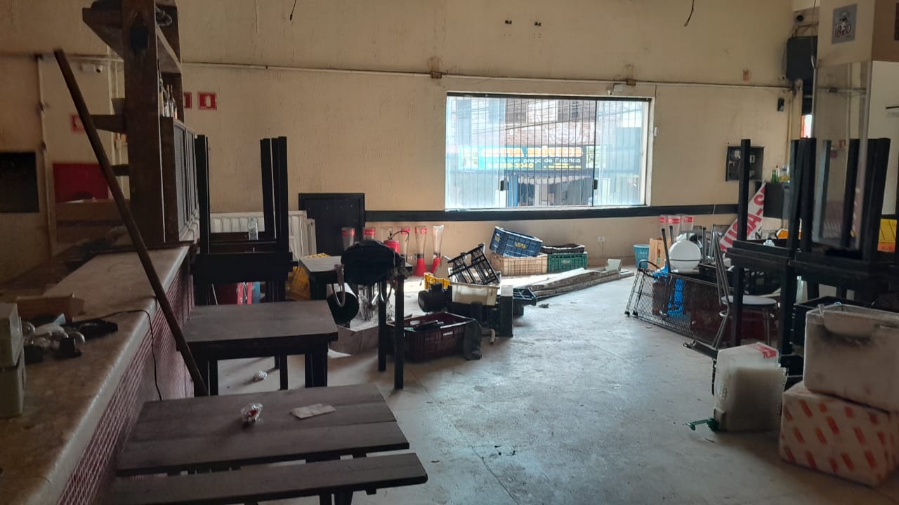 SALA COMERCIAL - 250M² - CENTRO DE COTIA - COTIA/SP