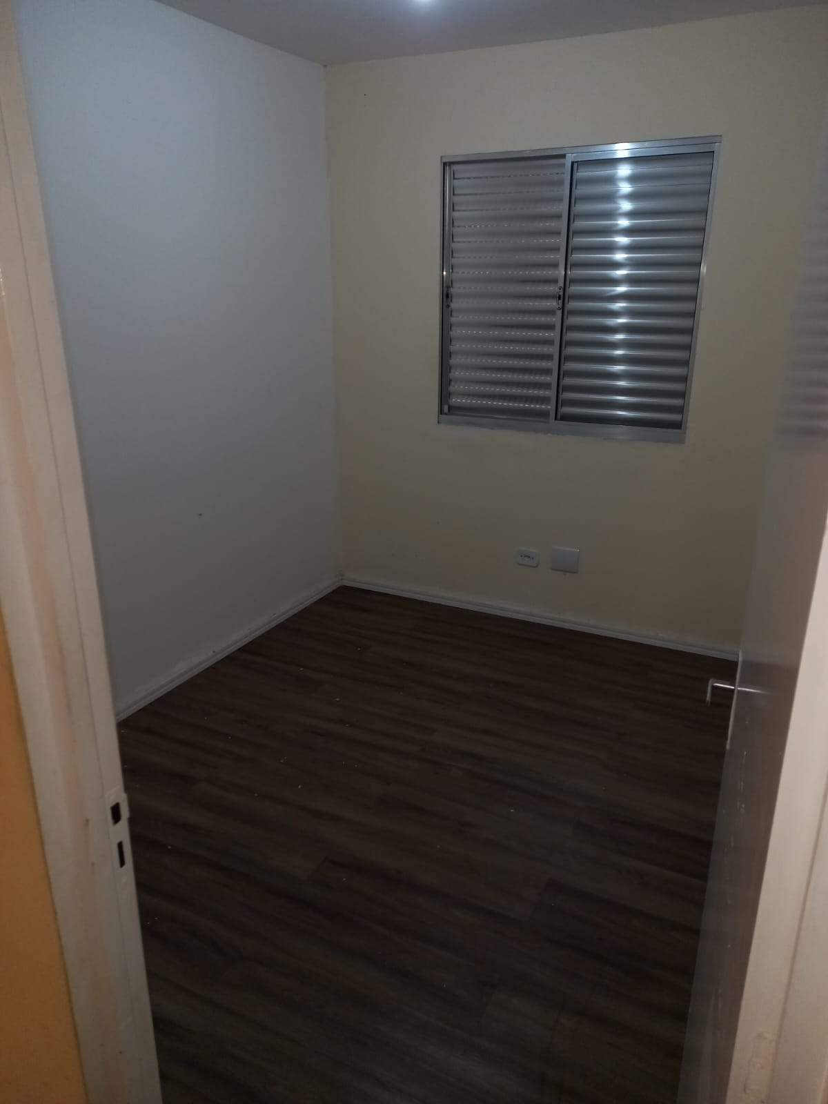 APARTAMENTO - 02 DORMS - COND. VILA DAS FLORES - CAUCAIA/SP