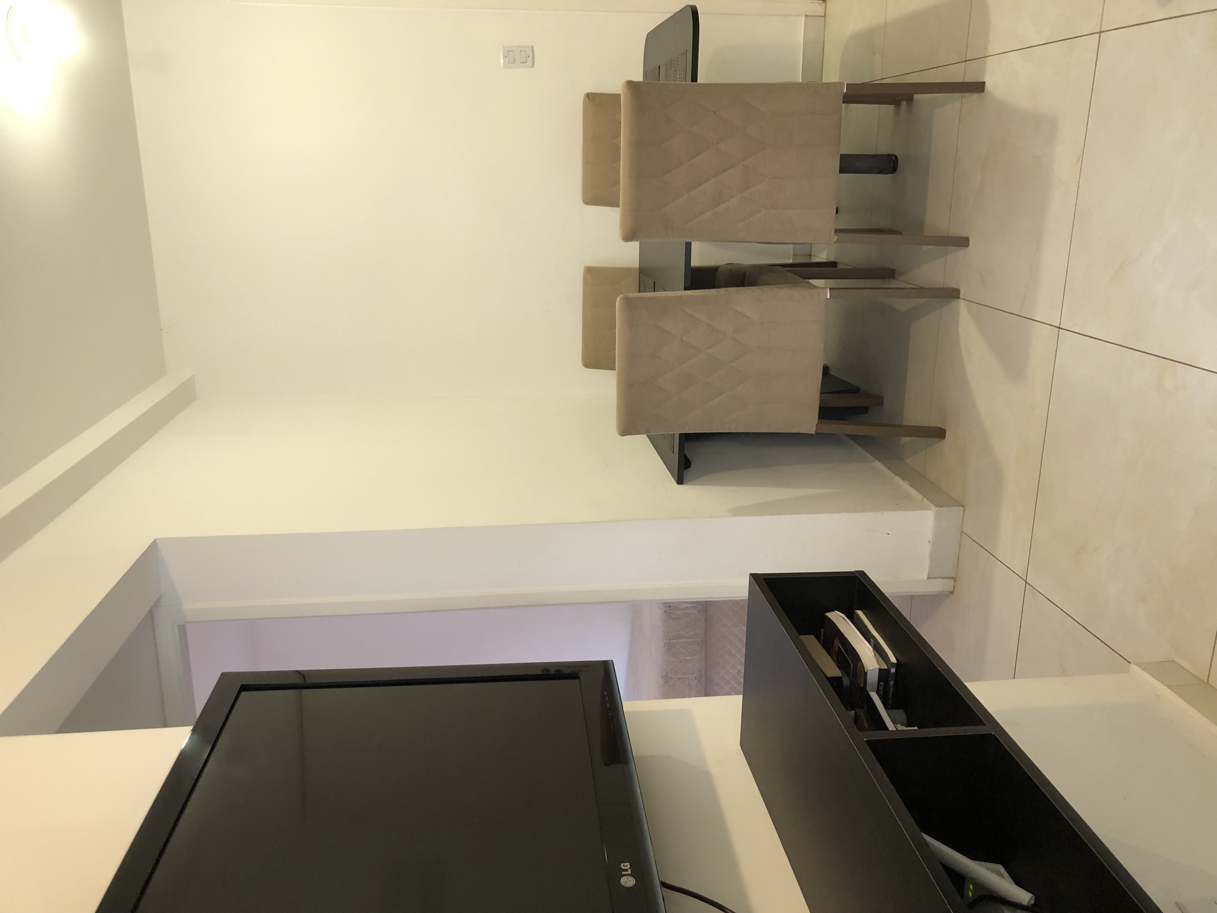 Apartamento à venda com 2 quartos, 43m² - Foto 3