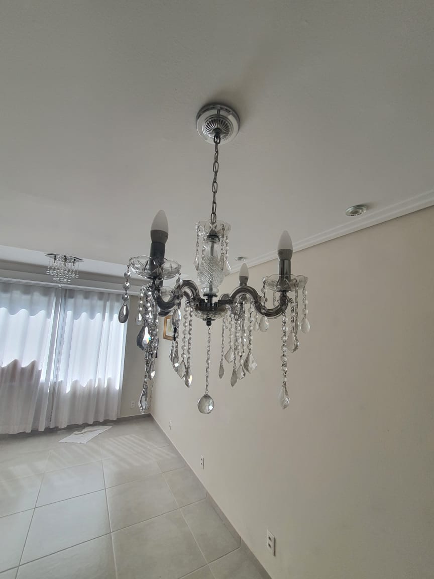 Casa - 02 dormitórios - Condomínio Residencial Bosque da Vila - Jardim Petrópolis - Cotia