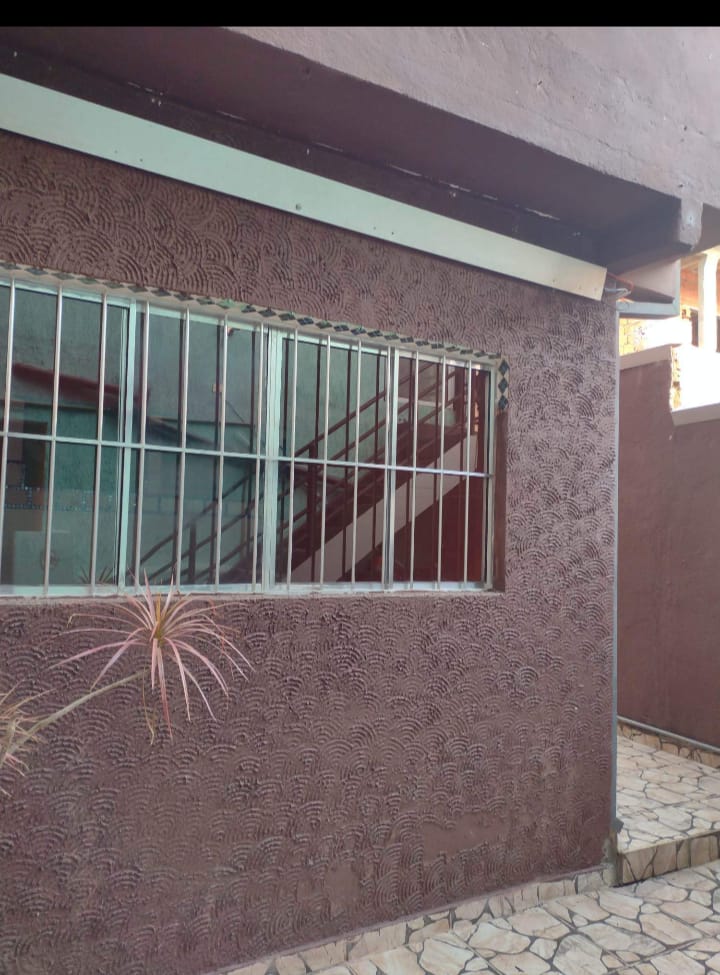 CASA - 04 DORMS - JD. NOSSA SENHORA DAS GRAÇAS - COTIA/SP 