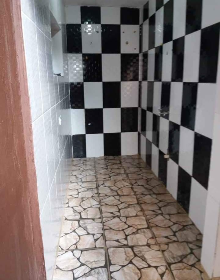CASA - 04 DORMS - JD. NOSSA SENHORA DAS GRAÇAS - COTIA/SP 