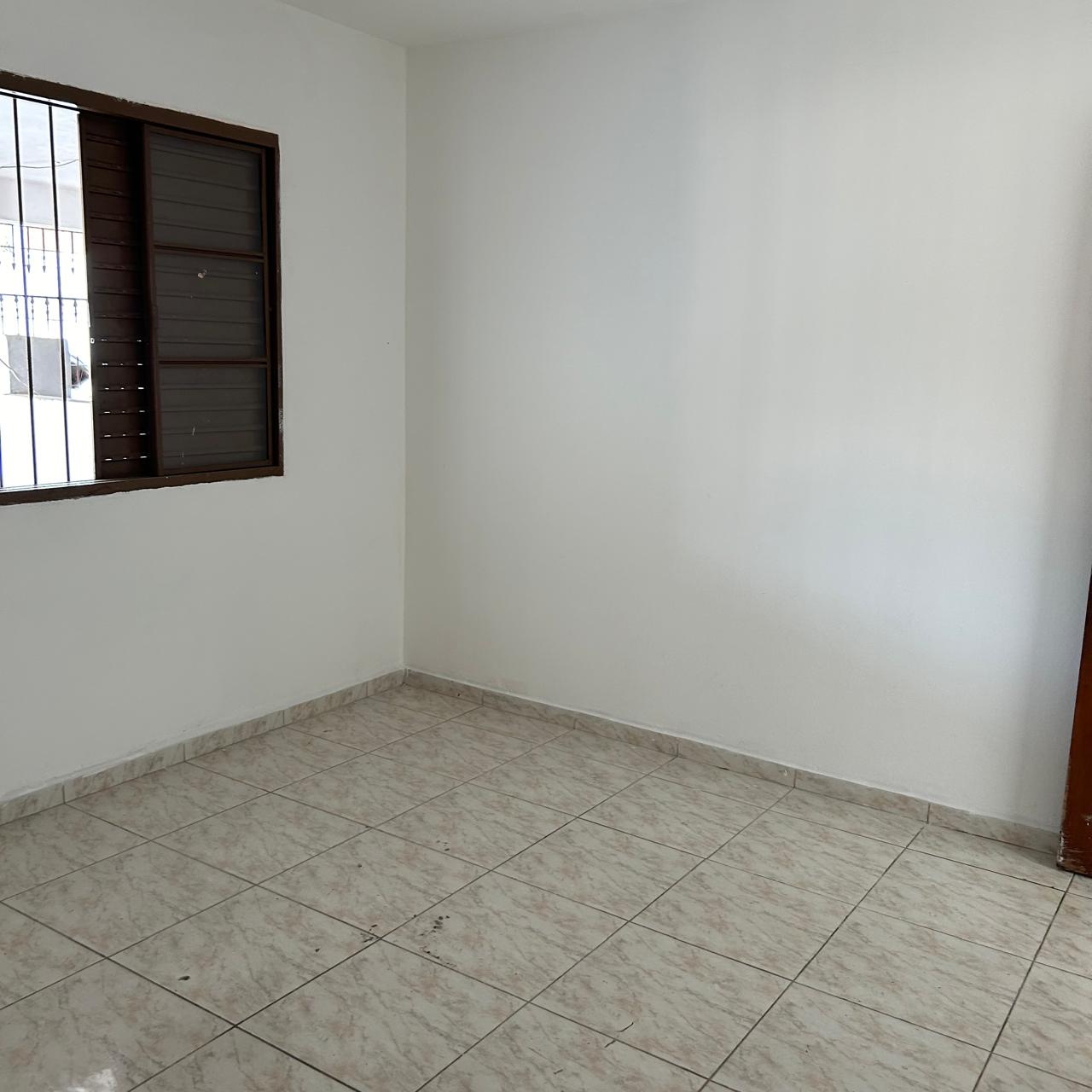 Casa para alugar com 2 quartos, 150m² - Foto 14