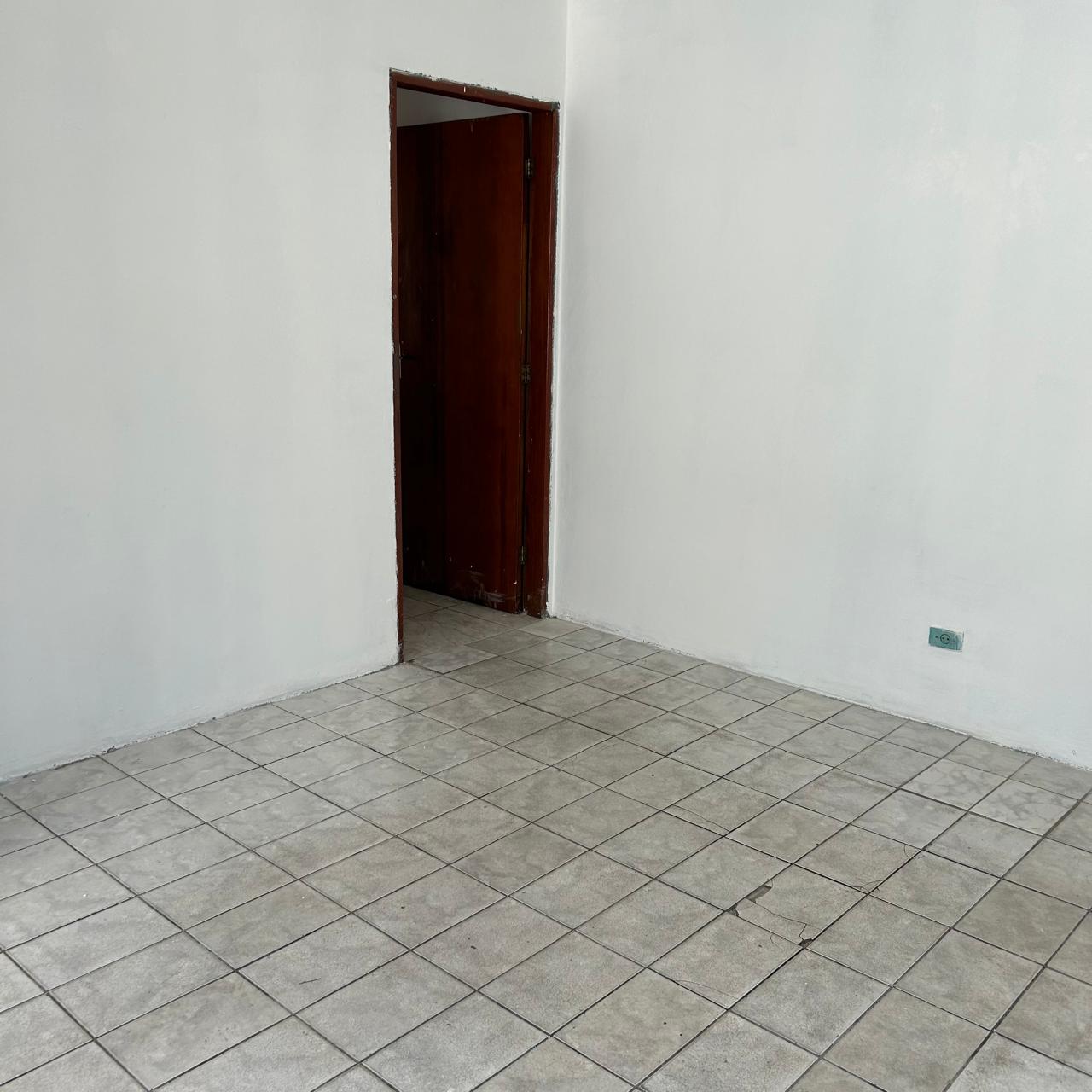 Casa para alugar com 2 quartos, 150m² - Foto 17