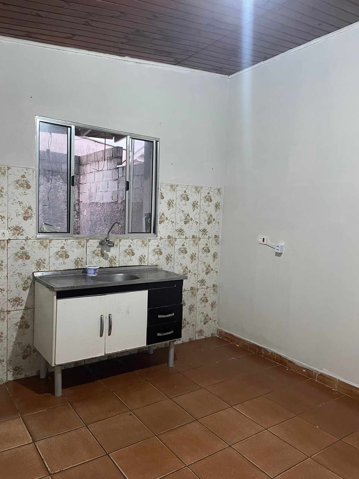 Casa para alugar com 3 quartos, 70m² - Foto 4