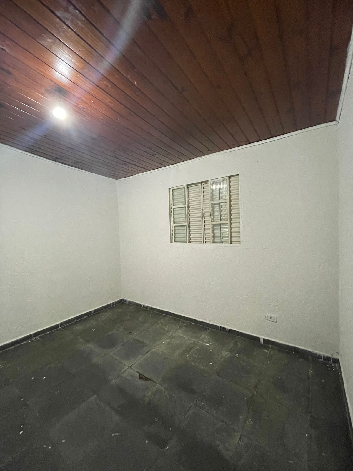 Casa para alugar com 3 quartos, 70m² - Foto 2