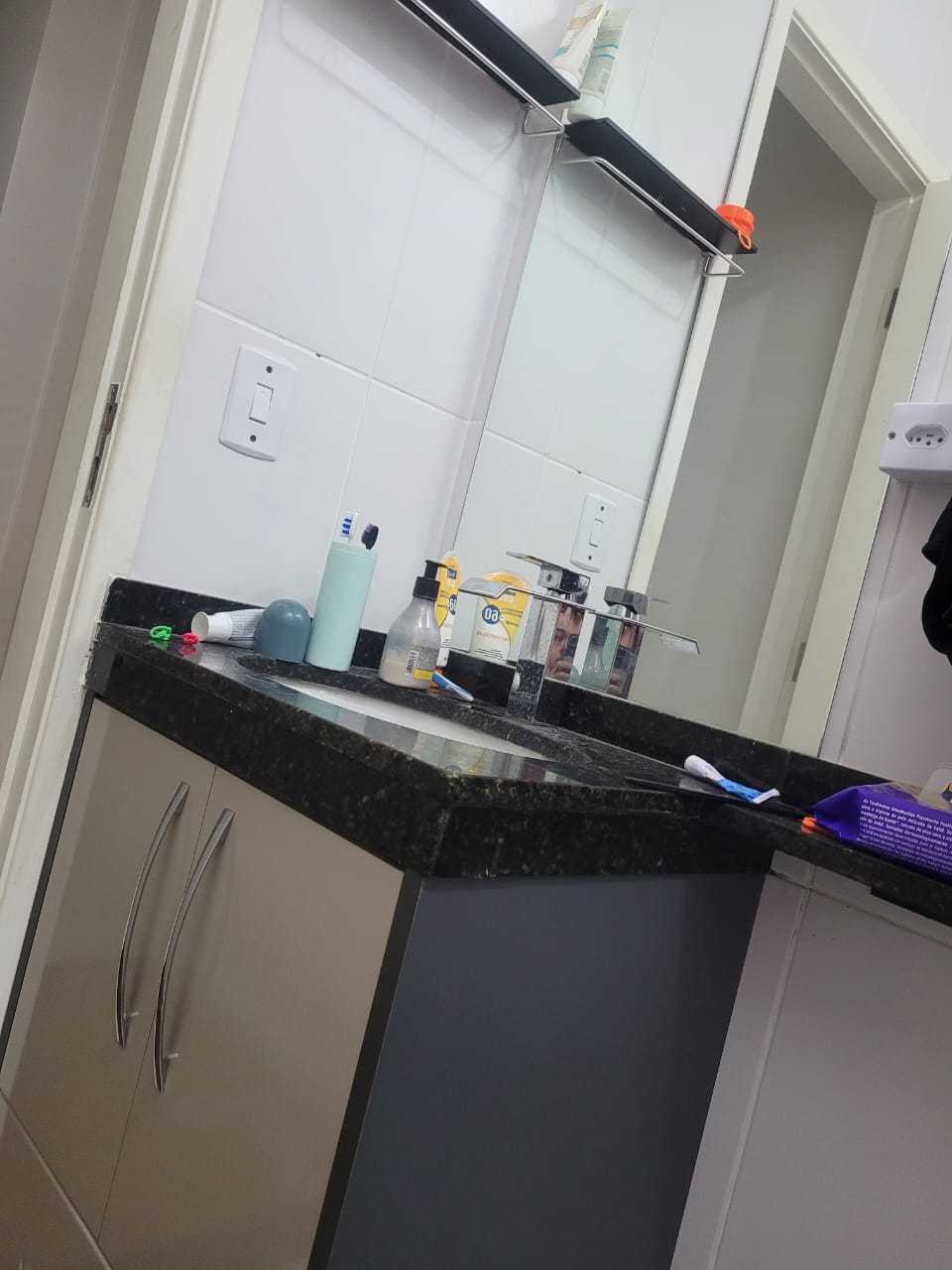 Oportunidade! Linda casa em Condomínio Residencial Ilha de Capri com 2 Dormitórios - Cotia/SP (Km26)