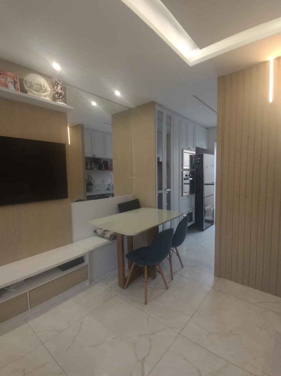 Casa à venda com 2 quartos, 70m² - Foto 4