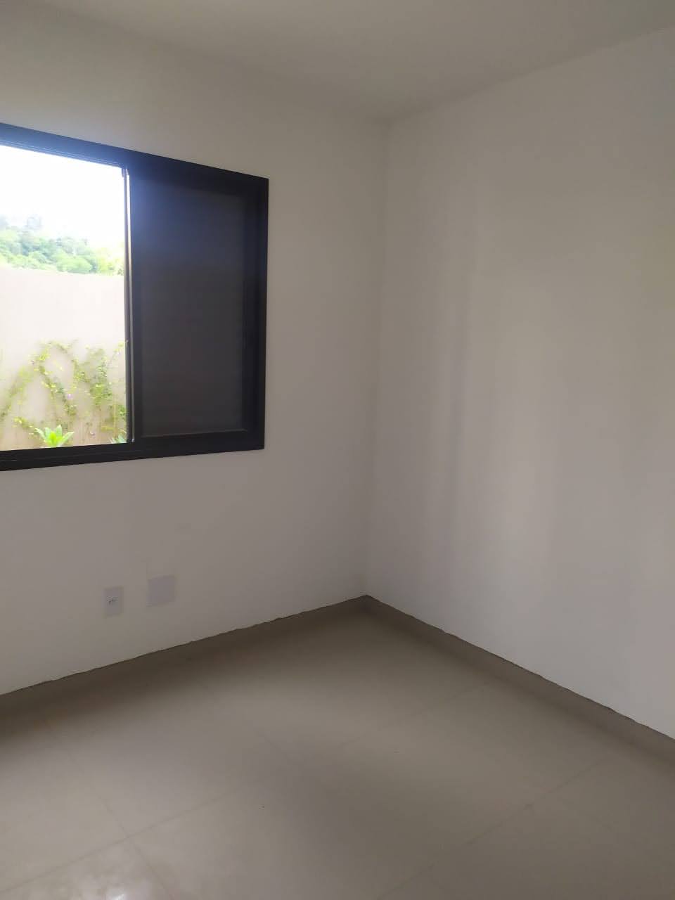 Apartamento (L) térreo - 2 Dormitórios - Condomínio Domus Tangará - Jardim Isis - Cotia
