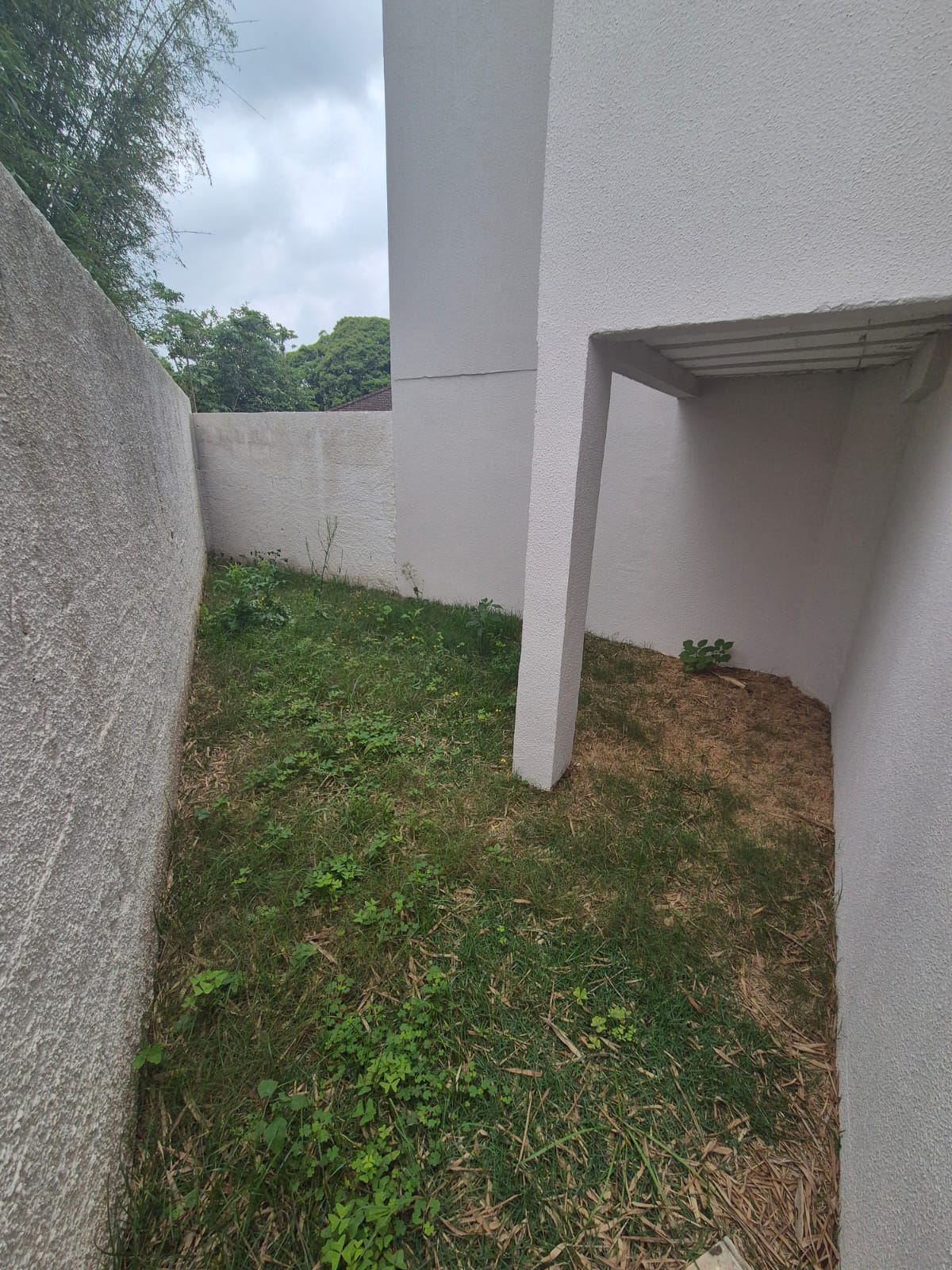 NOVÍSSIMA CASA - 3 Dormitórios - Jardim Santa Paula - Cotia/SP