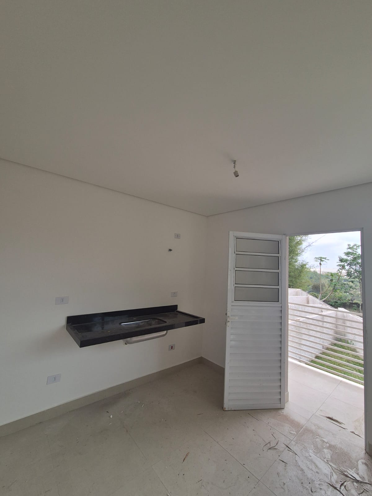 NOVÍSSIMA CASA - 3 Dormitórios - Jardim Santa Paula - Cotia/SP