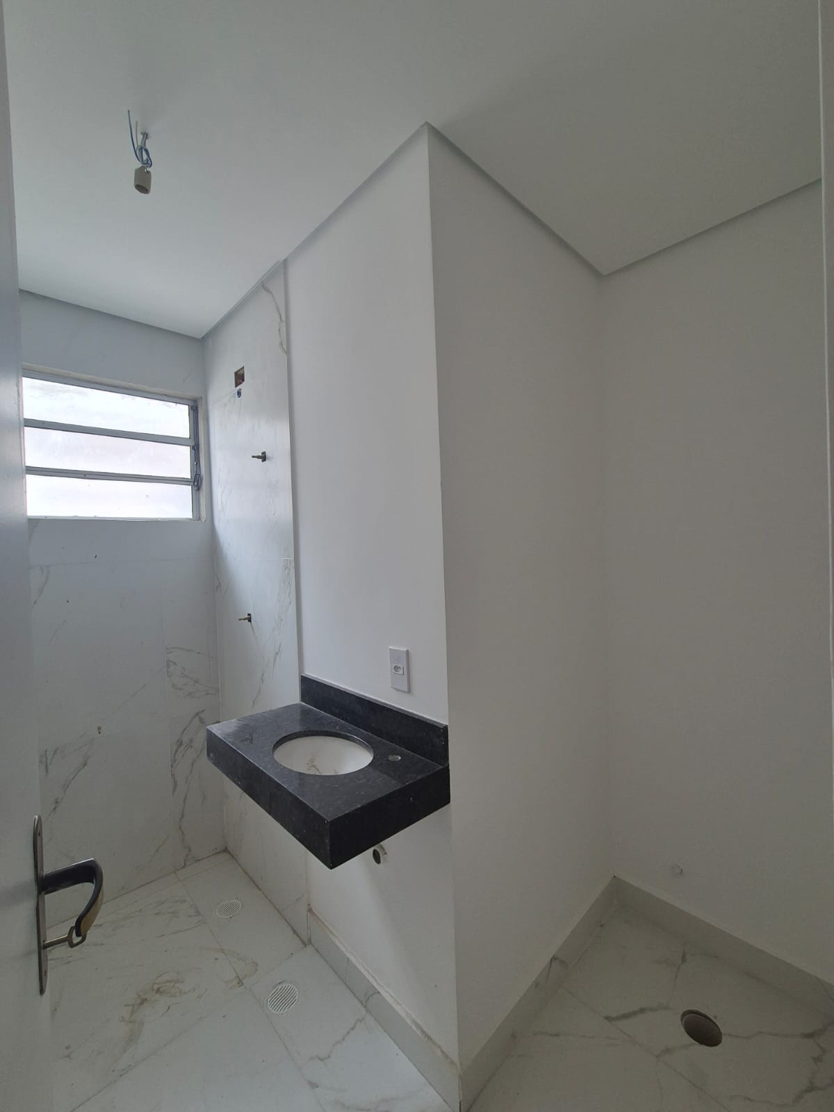 NOVÍSSIMA CASA - 02 Dormitórios - Jardim Santa Paula - Cotia/SP